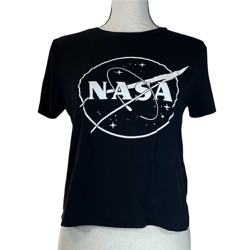 Divided NASA Short Sleeve Shirt Black Medium